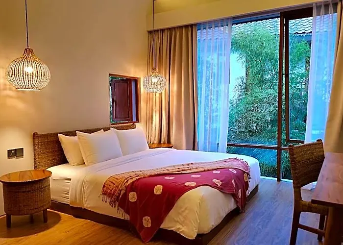 Pulang Private Pool Villa, Pererenan Canggu ホテル 5*