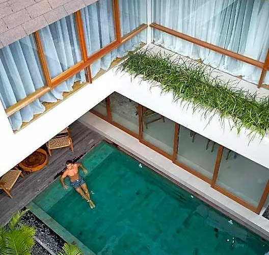 ホテル Pulang Private Pool Villa, Pererenan Canggu 5*